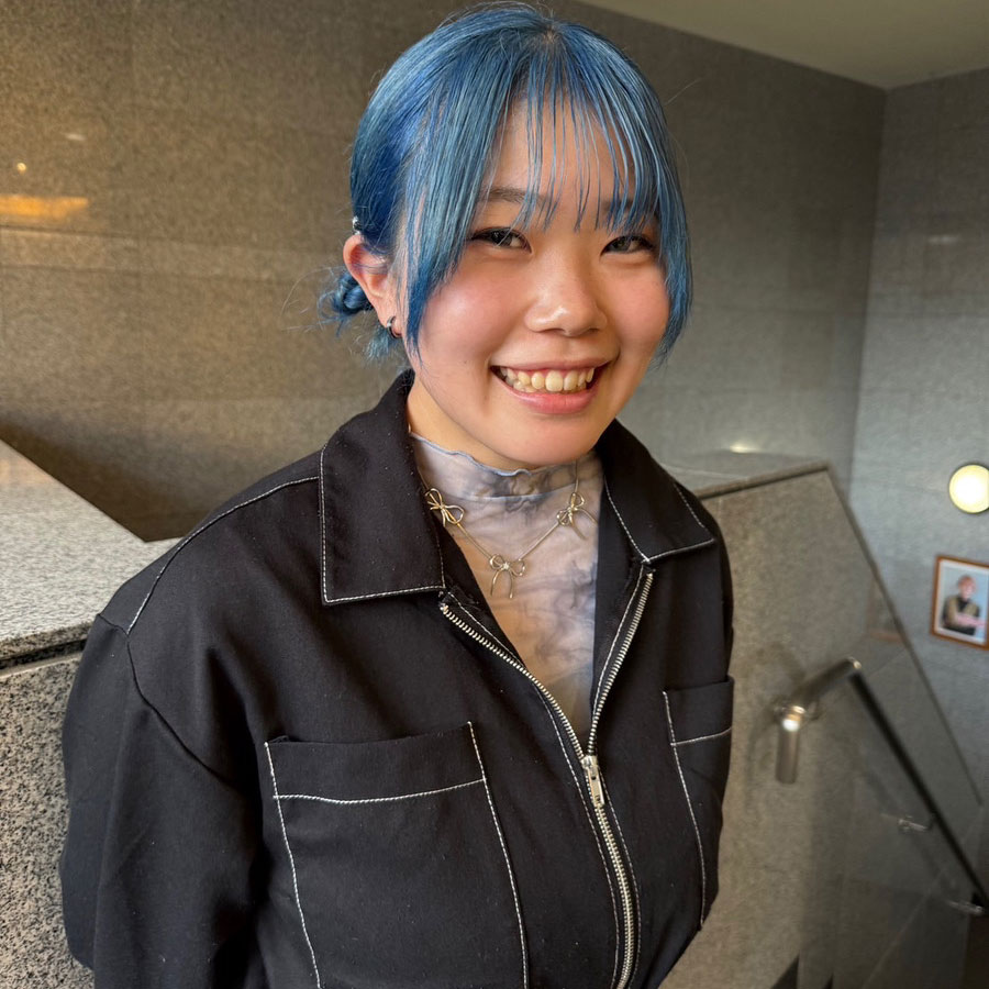 柳内　睦美